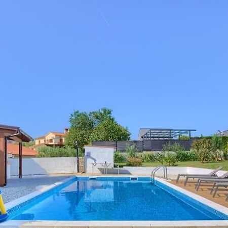 Villa John بولا المظهر الخارجي الصورة