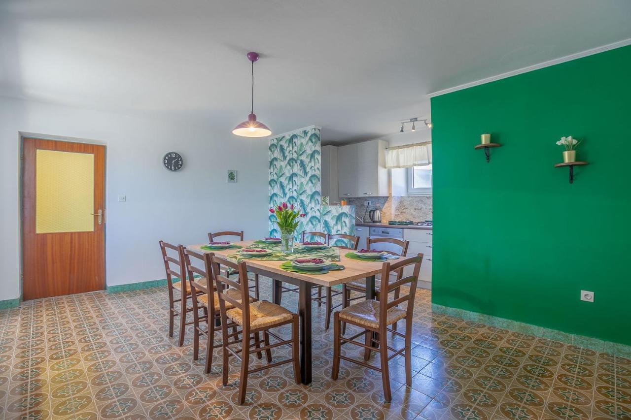 Villa John بولا المظهر الخارجي الصورة